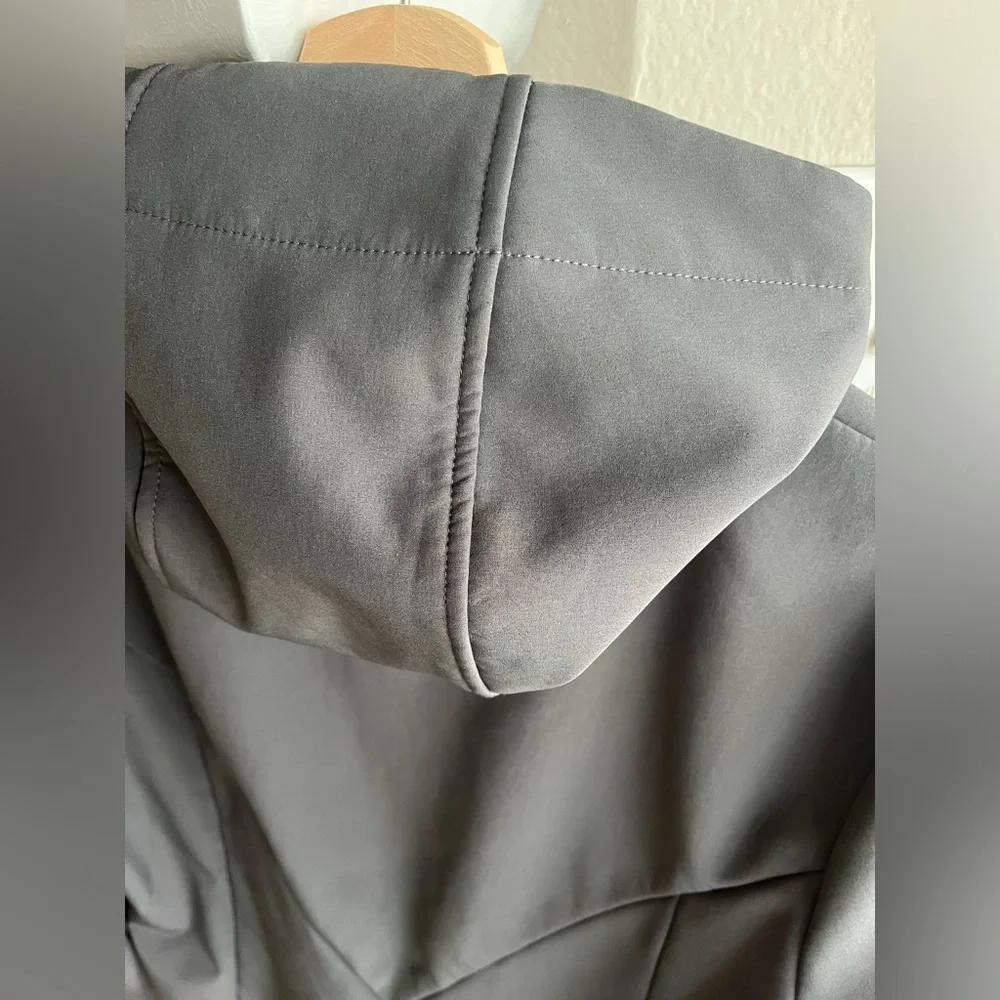 Champion Jacket Women's xl dark grey Hooded Full Zip Lined Windbreaker.Pockets. - Picture 6 of 10
